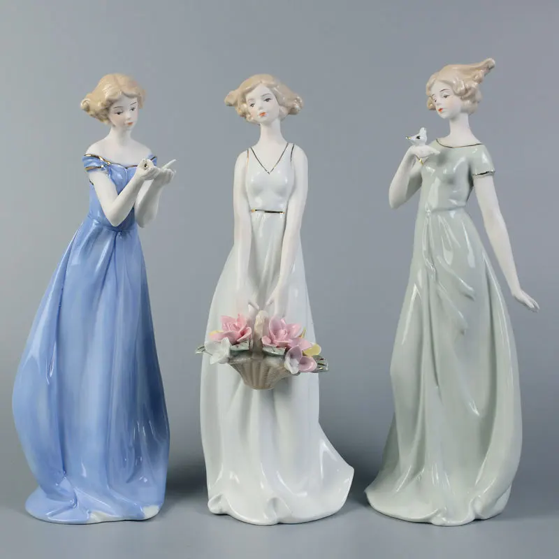 Europe Ceramic Beauty Figurine - Nutcracker Figurine reseña y precio