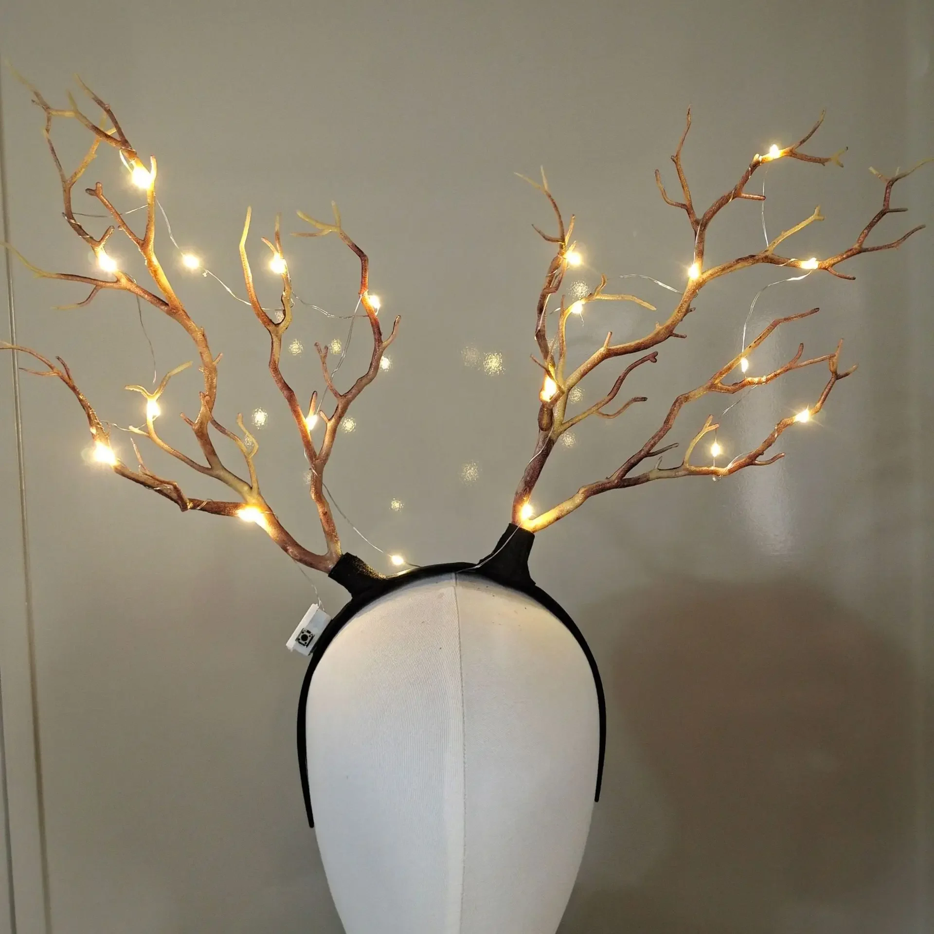 Women Girls Light Up Glowing R - Reindeer Antlers Headband reseña y precio